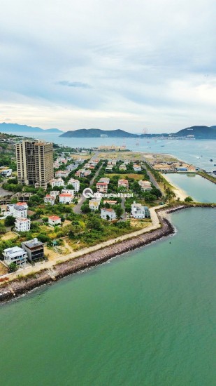 Vin Phú Quý (Nha Trang) : Điểm Đến Bờ Biển Độc Quyền
