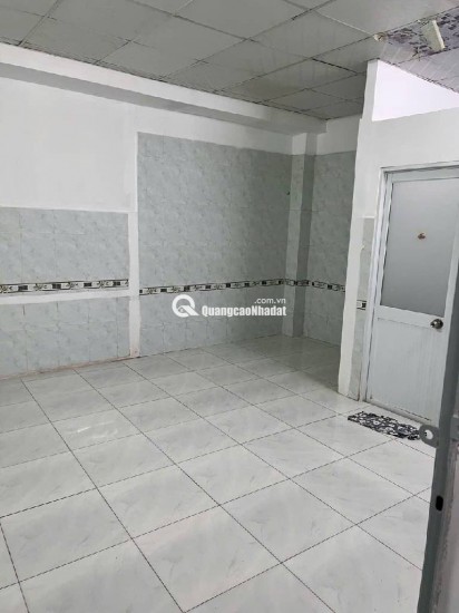 Gần Trần Xuân Soạn – Nguyễn Thị Thập – Huỳnh Tấn Phát