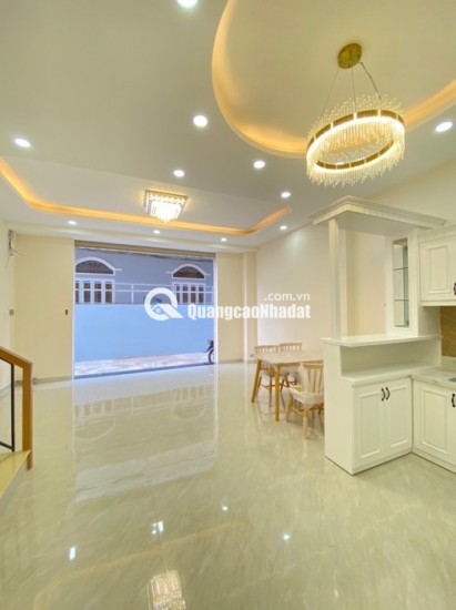 Bán nhà Phan Văn Trị HXH DT 40m2 Giá 7 tỷ