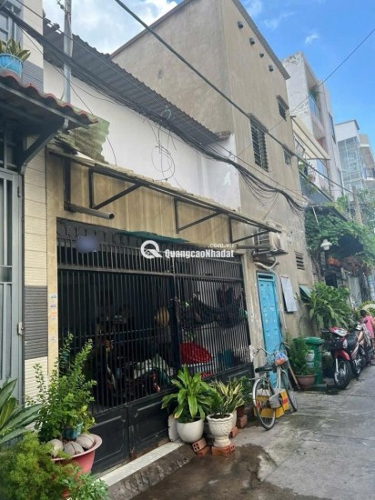Bán nhà Quận Bình Tân, ĐẦU TƯ - HẺM RỘNG 5M - HƯỚNG ĐÔNG, 36M2 X 2 TẦNG Chỉ 2.8 TỶ