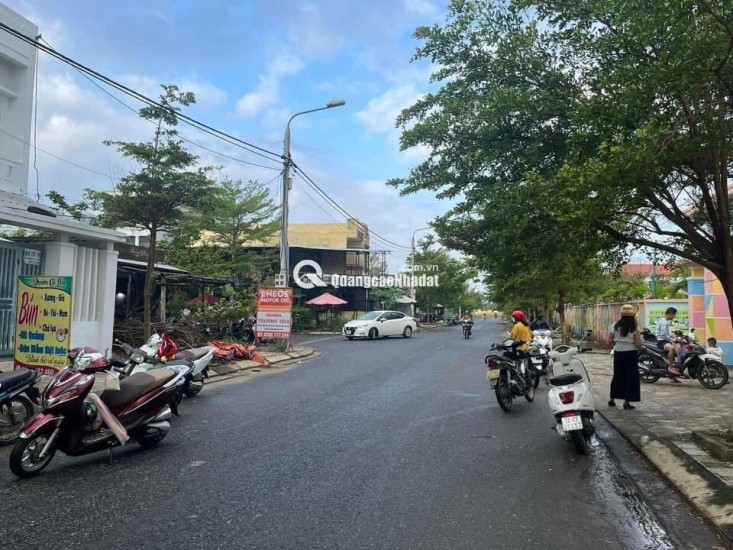 Bán lô đối diện chợ đêm Điện Dương giá thanh lý.Sổ đỏ cá nhân ,công chứng nhanh trong ngày