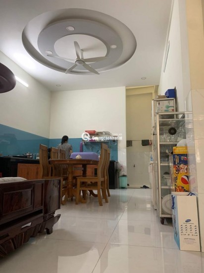 Nhà 2 tầng chính chủ bán đường Bưng Ông thoàn Quận 9
