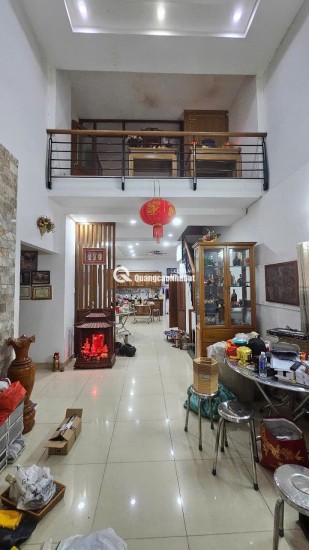 2  MĂTH HXT  ĐHT 42 - 200m2 (9,5x21) 2 sổ A4 - C4 - CHDV, VP Công Ty hoặc 2 căn 6 tầng - 60 tr/m2 rẻ nhất khu vực