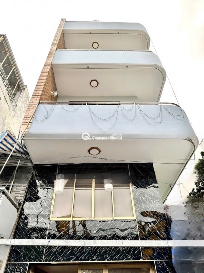 BÁN NHÀ QUẬN 10- MẶT TIỀN CHỢ NGUYỄN TRI PHƯƠNG- 5 TẦNG Ở NGAY: NHỈNH 10 TỶ. Mr Vũ: 0933910039