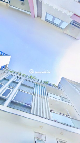 BÁN NHÀ Q10- HẺM XE TẢI THÀNH THÁI- NGANG 8M- CAO 5 TẦNG THU NHẬP 3.6 TỶ/5NĂM. Mr Vũ: 0933 910 039