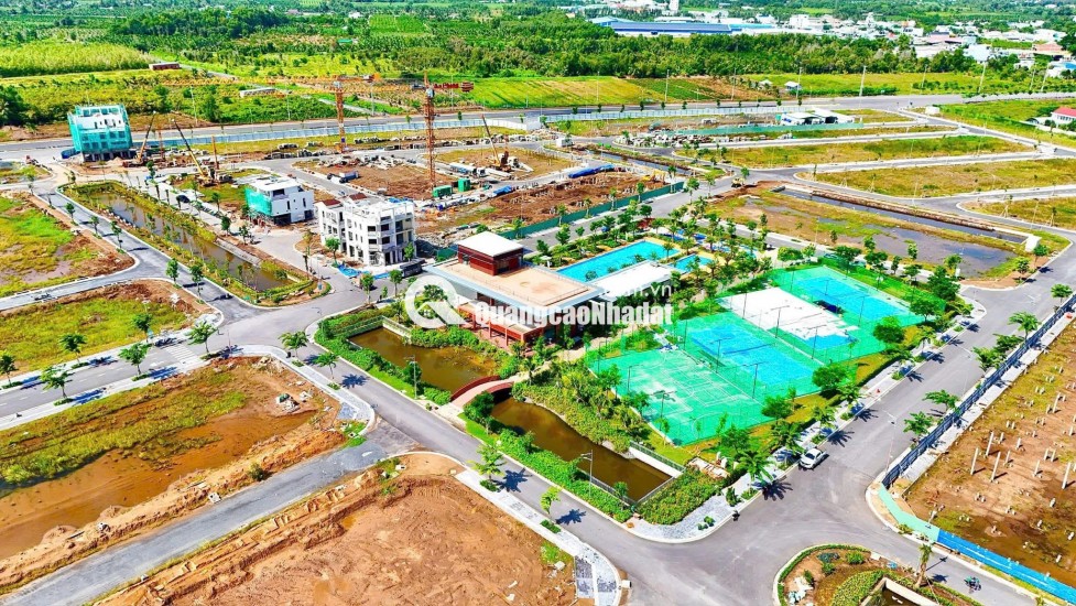 Cần bán căn nhà phố 1 trệt 2 lầu diện tích 80m2