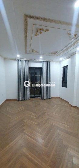 MẶT PHỐ BÁT KHỐI,LONG BIÊN 16tỷ 75m GARA OTO,THANG MÁY,NHÀ DÂN XÂY ĐẸP