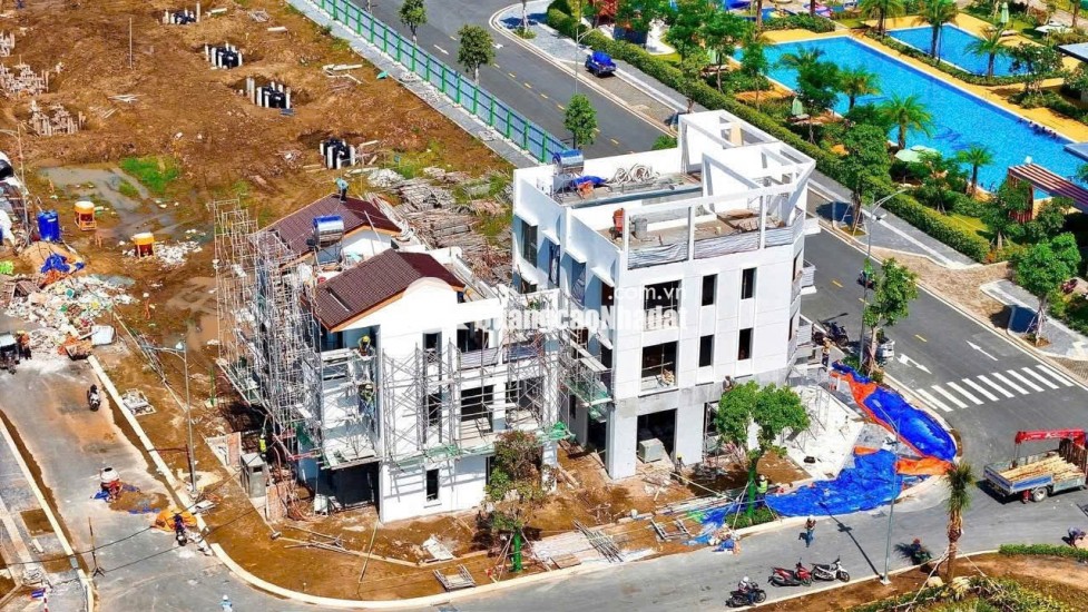 Cần bán căn nhà phố 1 trệt 2 lầu diện tích 80m2