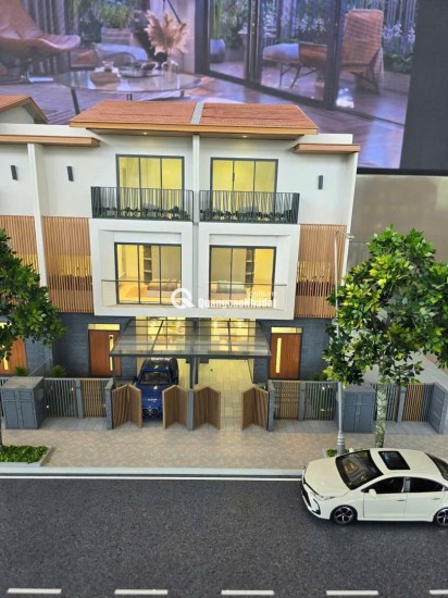 Cần bán căn nhà phố 1 trệt 2 lầu diện tích 80m2