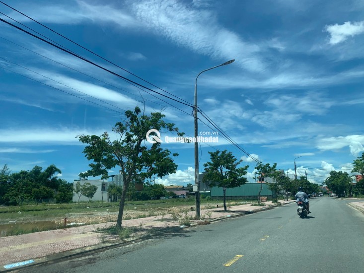 Bán đất nền_Ngay Hội An_Gần biển, gần chợ_Ngay truc chính giao thông