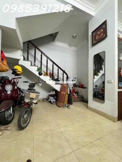 Nhà Giải Phóng - Phương Liệt - 37m2, 4T - 6.93 tỷ(CTL) - Lô góc-  20m ra Giải Phóng - Cạnh ĐH Kinh Tế Quốc Dân.