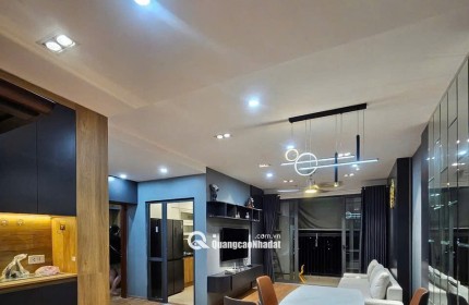 Bán căn hộ chung cư CT36 Định Công, Hoàng Mai 68m2, sổ đỏ, giá 4.x Tỷ