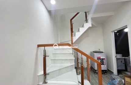 CƠ HỘI VÀNG CHO NHÀ MỚI - CHỈ 4.95 TỶ, VỊ TRÍ SIÊU ĐẸP GẦN CHỢ HIỆP PHÚ