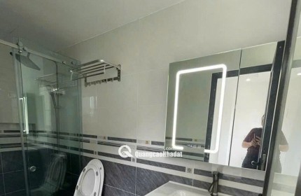 Cần bán nhà Dương Văn Bé 33m2 5 tầng full nội thất - Thang máy nhập khẩu - Giá nhỉnh 10t