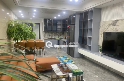 Chính chủ bán nhà Thạch Bàn 40m 6 tầng MT 4,5m ô tô, thang máy giá 8.9 tỷ
