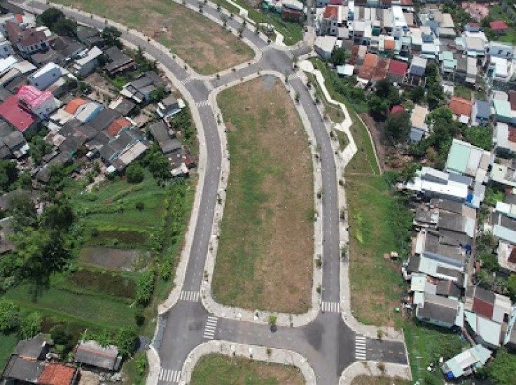 Săn ngay lô đất vàng – giá rẻ nhất khu vực