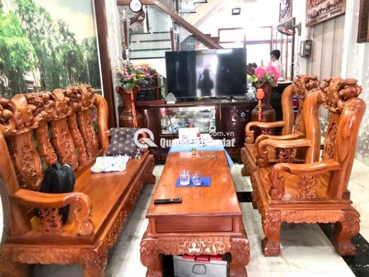 BÁN NHÀ 2 LẦU + SÂN THƯỢNG GẦN TÔ KÍ – GIÁ CHỈ 5 TỶ XXX