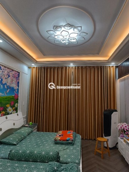  BÁN NHÀ 4 TẦNG, ĐƯỜNG HOÀNG BẬT ĐẠT (TÂN BÌNH) – MỚI ĐẸP LUNG LINH – NỘI THẤT CAO CẤP