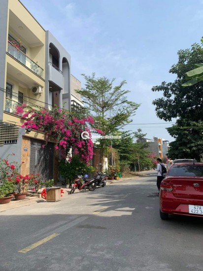 Nhà 2 tầng hẻm 3 gác phường 8, quận 8