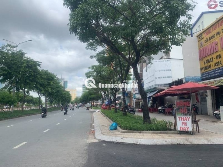 Chính Chủ Bán Mặt Tiền Điện Biên Phủ, P.15, Q. Bình Thạnh. DT: (5.47 x 20m), Chỉ 55 Tỷ, Tell: O911.16O.692