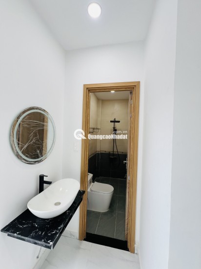 Nhà mặt tiền thị trấn Cần