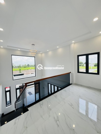Nhà mặt tiền thị trấn Cần