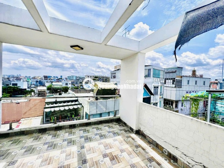 HẺM XE TẢI - PHẠM VĂN ĐỒNG , BÌNH THẠNH ,  XE HƠI NGỦ TRONG NHÀ-NHÀ MỚI 5 TẦNG 8.5 TỶ