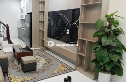 Tuyệt phẩm Tân Mai 5 tầng  36m2  - 7.68 tỷ. Sổ đỏ trao tay