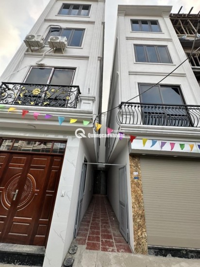 Bán nhà Đại Cát Liên Mạc 35m, 4 tầng Ô TÔ đỗ cửa