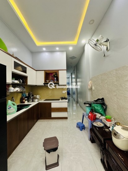 NHÀ NGON KHU VIP XE HƠI VÀO NHÀ -  90m2 (4.5 x 20) MỚI TINH ĐÓN Ở NGAY