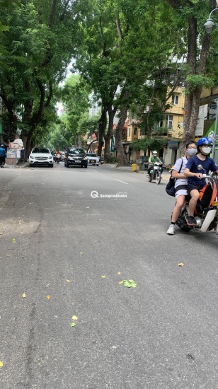 LÒ ĐÚC DÂN XÂY KHUNG CỘT BÊ TÔNG – GẦN PHỐ TRUNG TÂM HAI BÀ