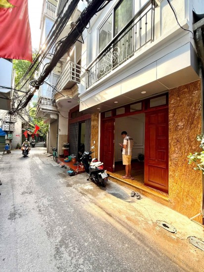 Bán nhà Trần Đại Nghĩa 5 tầng Thang máy, ô tô đỗ cửa, ngõ thông kinh doanh văn phòng