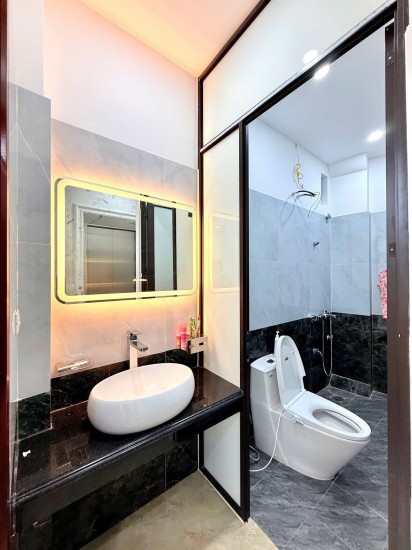 Bán nhà Trần Đại Nghĩa 5 tầng Thang máy, ô tô đỗ cửa, ngõ thông kinh doanh văn phòng