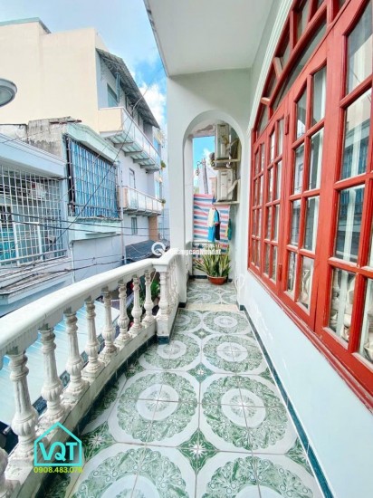  NHÀ PHỐ 2 TẦNG – BTCT KIÊN CỐ – GÒ VẤP   DT: 53m² (5.6 x 9.5) – sổ vuông  Trị: 5.68 tỷ (TL)