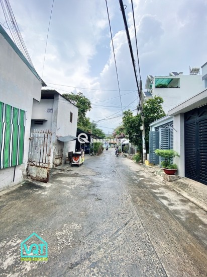  BÁN NHÀ 3 TẦNG – TRƯỜNG CHINH – NGUYỄN VĂN QUÁ 