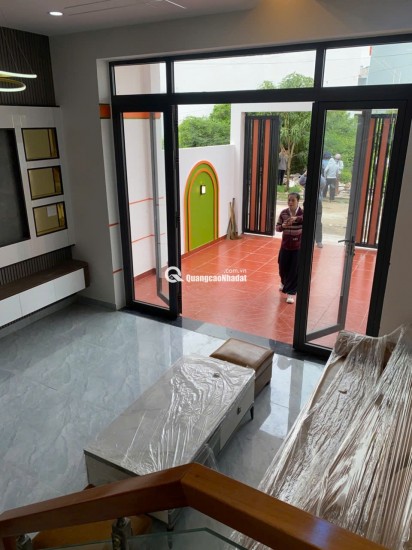 HOTNHÀ BÌNH CHÁNH 1 TRỆT 1 LẦU- SHR- GIÁ 1TỶ199