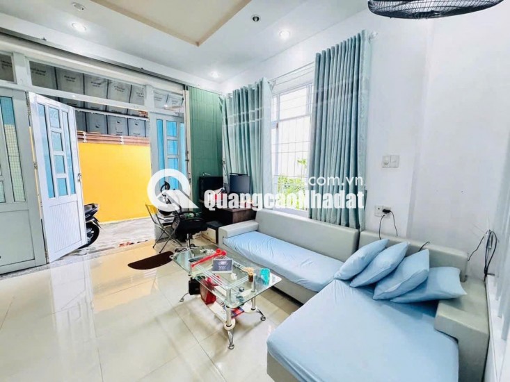 Nhà Mới 2 Tầng Gần Biển – Giá Chỉ 2 Tỷ 950 . diện tích 52m² Ngang 5.2m
