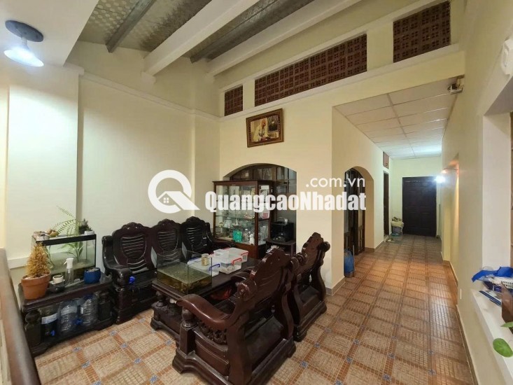 Anh tôi gửi bán gấp nhà Hẻm Xe Hơi Thành Thái, Quận 10 – 12 Tỷ – Nhà 5 Tầng Thang Máy