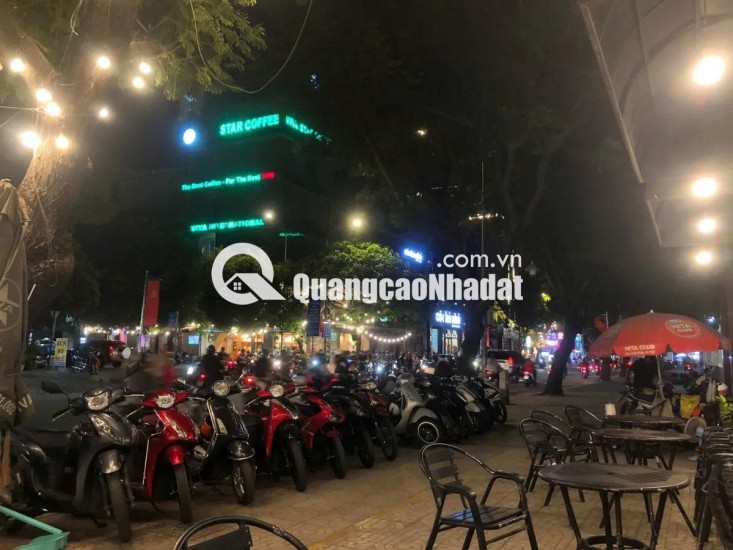 Anh tôi gửi bán gấp nhà Hẻm Xe Hơi Thành Thái, Quận 10 – 12 Tỷ – Nhà 5 Tầng Thang Máy