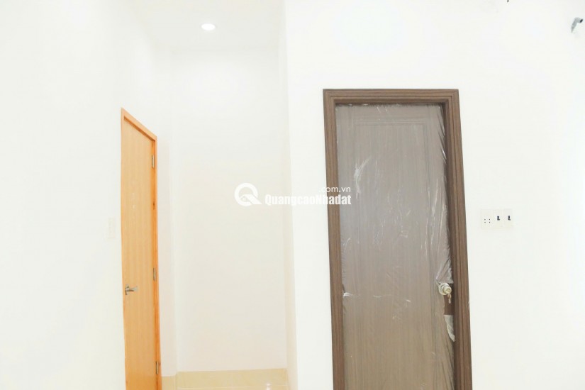 BÁN NHÀ ĐẸP TRUNG TÂM THỊ TRẤN CẦN ĐƯỚC GIÁ CỰC TỐT