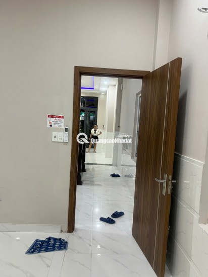 Nhà 3 tầng 61 Nguyễn Thiện Kế