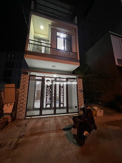 Nhà 3 tầng 61 Nguyễn Thiện Kế