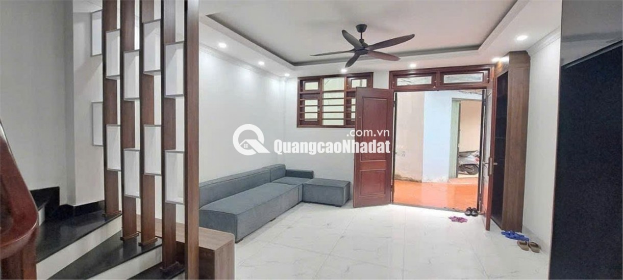 Bán nhà ngõ 564 Nguyen văn Cừ, Bồ Đề,35m 5T  oto ,KD, 7,6 tỷ .