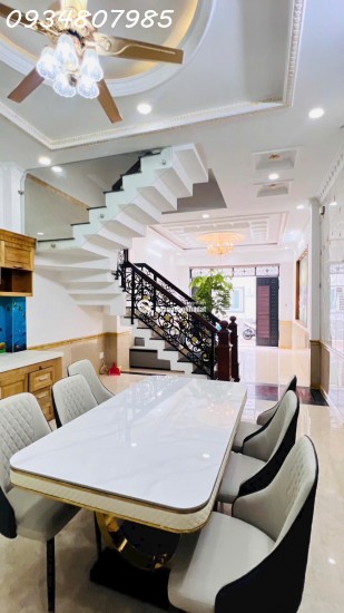 bán nhà Hẻm xe hơi quay đầu Q12 Nguyễn Ảnh Thủ 72m2 4 tầng 5PN sổ hồng giá 6.x tỷ