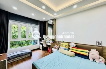 MẶT TIỀN THỤT BỜ KÈ TRƯỜNG SA - 5 TẦNG - Xe Hơi ngủ nhà - VIEW Ngắm Pháo Hoa - TẶNG NỘI THẤT - CHỦ THIỆN CHÍ  Trường Sa, Phường 2, Phú Nhuận
