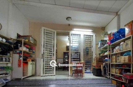 [ HOT] DUY NHẤT TẠI NGUYỄN THỊ THẬP– NHÀ MẶT TIỀN HẺM – ĐƯỜNG XE HƠI ĐẬU TỚI NHÀ  – GIÁP CÁC TRUNG TÂM Q1, Q4, NHÀ BÈ. NHÀ ĐẸP 3 TẦNG  – SÁT MẶT TIỀN – VỊ TRÍ KINH DOANH ĐỈNH – CHÍNH CHỦ – SỔ VUÔNG A4 – CHỈ NHỈNH  7 TỶ