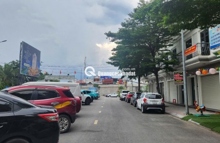 CĂN HỘ CAO CẤP CÓ DÒNG TIỀN -  NGAY VINCOM PLAZA DĨ AN - CĂN GÓC - VỊ TRÍ ĐẮC ĐỊA - 80M2 3 PN - NGAY NGÃ TƯ 550 TP DĨ AN - THANG MÁY THẺ TỪ - GIÁ CHỈ