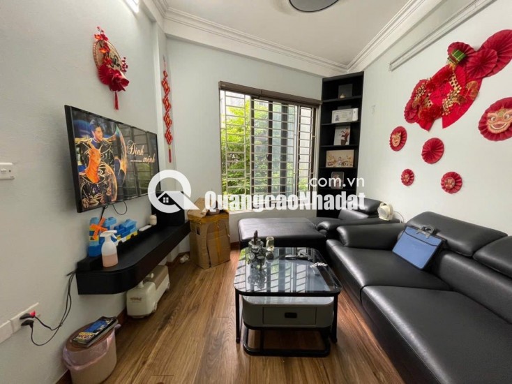 Khương Trung - Nhà đẹp ở ngay - Ngõ trước nhà 2,5m - Sát phố - 30m2 x 4tầng, chỉ 6,2 tỷ