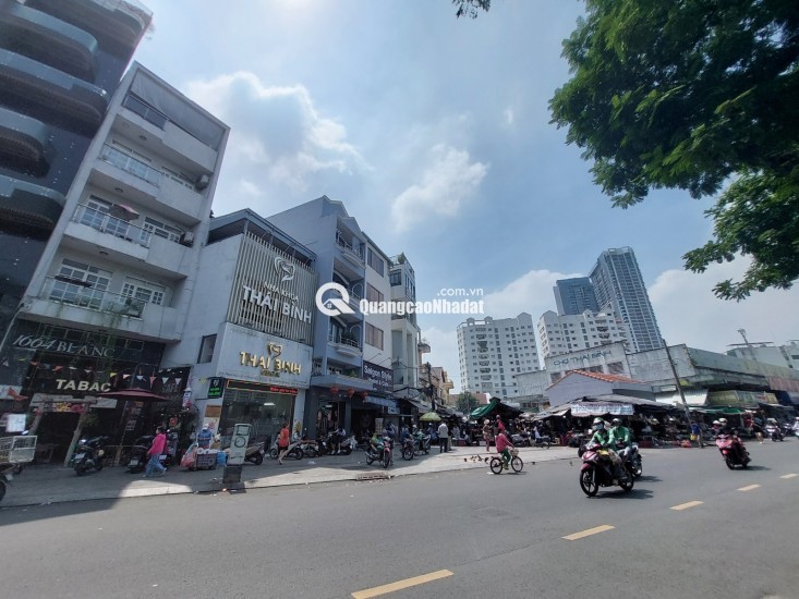 Nhà đẹp đường Phạm Ngũ Lão 5 tầng, 5 phòng ngủ, 54 m2 giá chỉ 13,5 tỷ