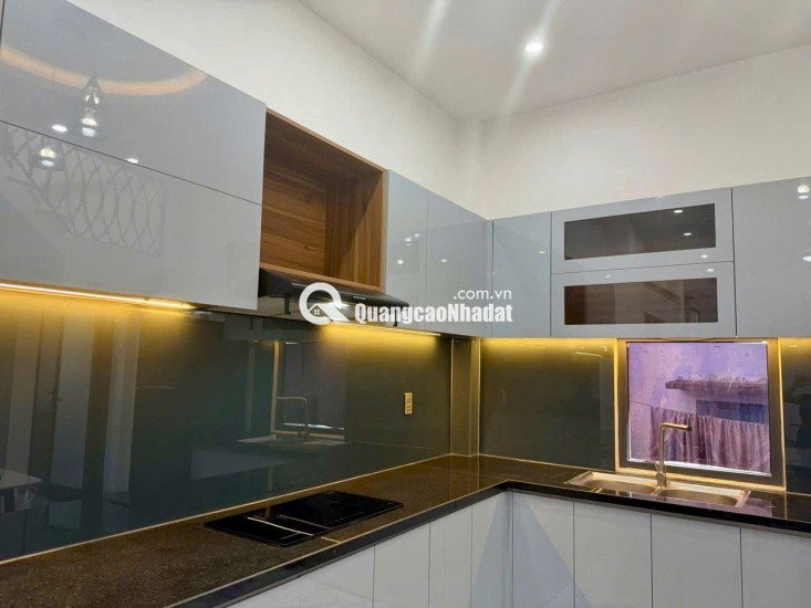 NHÀ GÁC LỬNG KIỆT 3 M TÔN ĐẢN - LÔ GÓC, THOÁNG MÁT